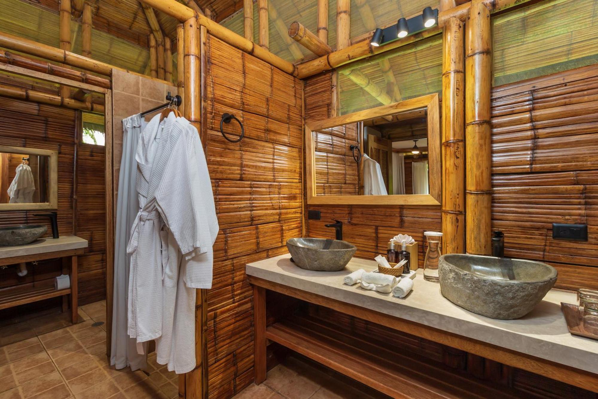 Providencia La Selva Eco-Lodge & Retreat מראה חיצוני תמונה